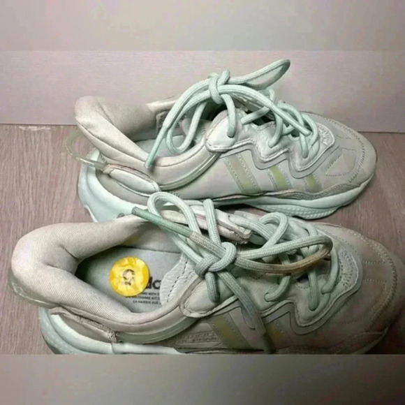 5. Adidas Women's Ozweego Originals Size 5 Mint - Picture 6 of 7